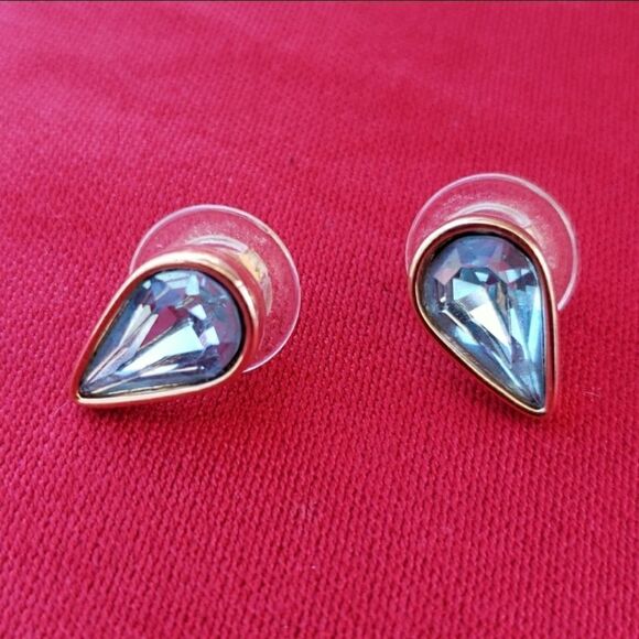 Salo Aqua Blue Teardrop Stud Earrings - Picture 1 of 3